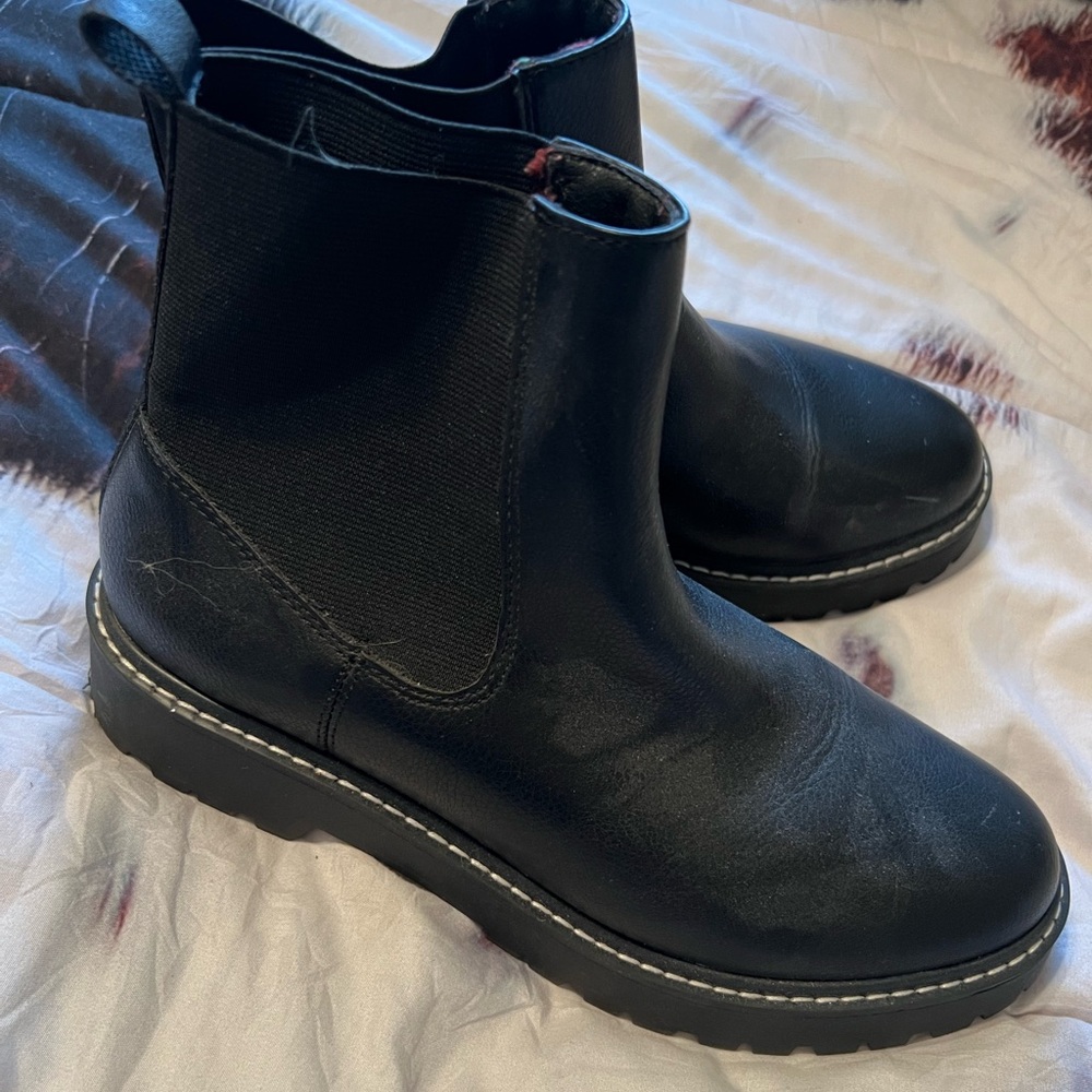 Black Chelsea Boots